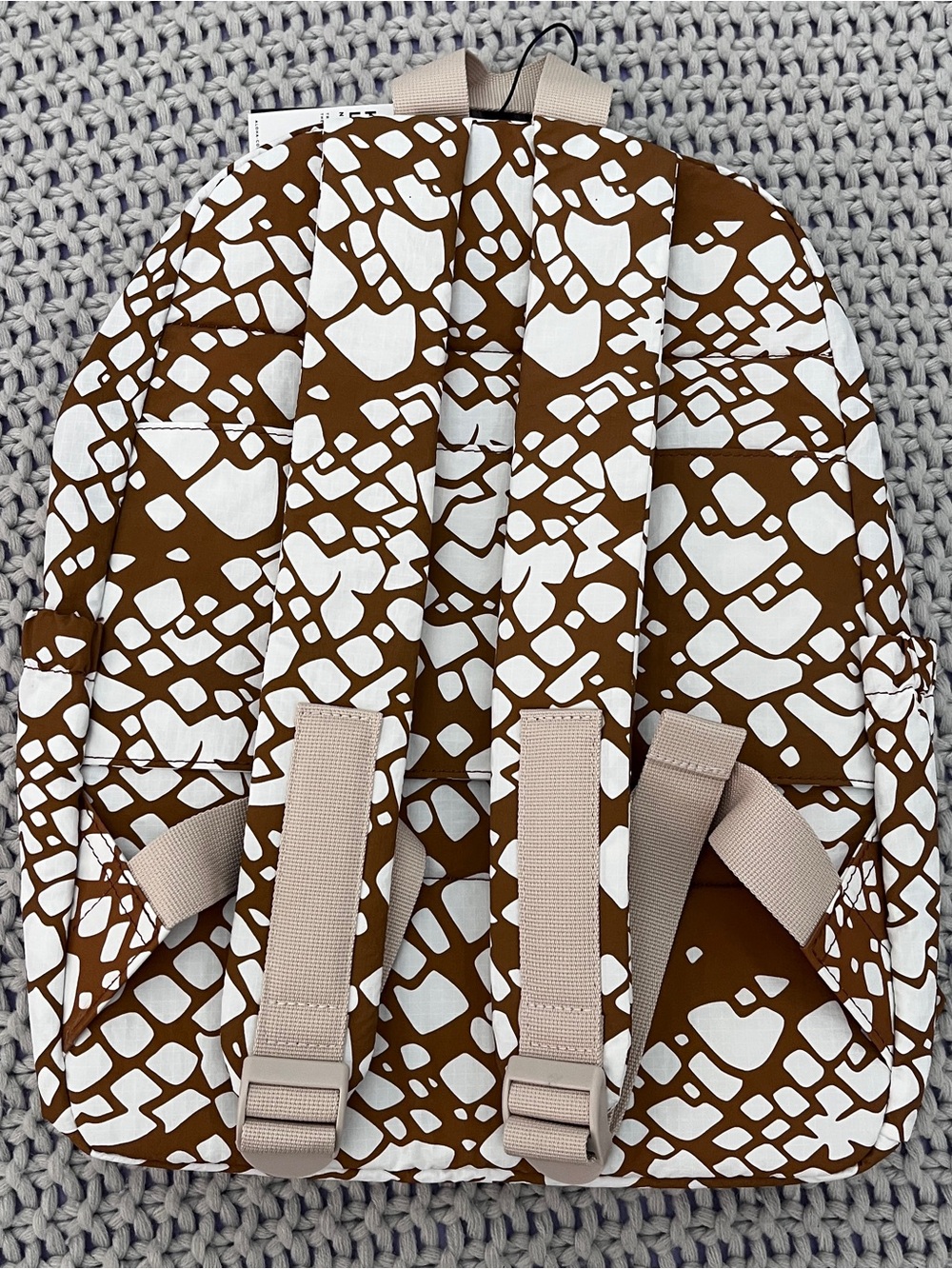 Aloha Collection• KEEP IT LIGHT Backpack Textile Cone Shell Brown Sugar - Picture 6 of 9